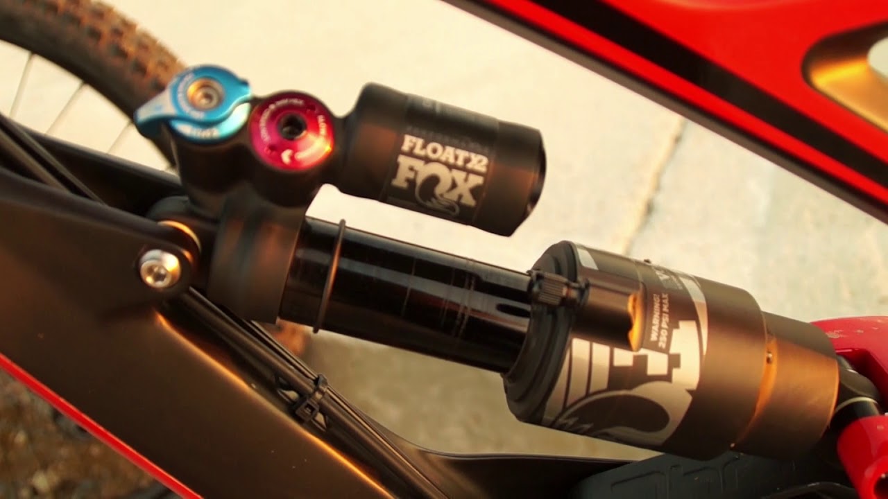 YT Capra CF Pro/ Propain Spindrift/ Bikeporn