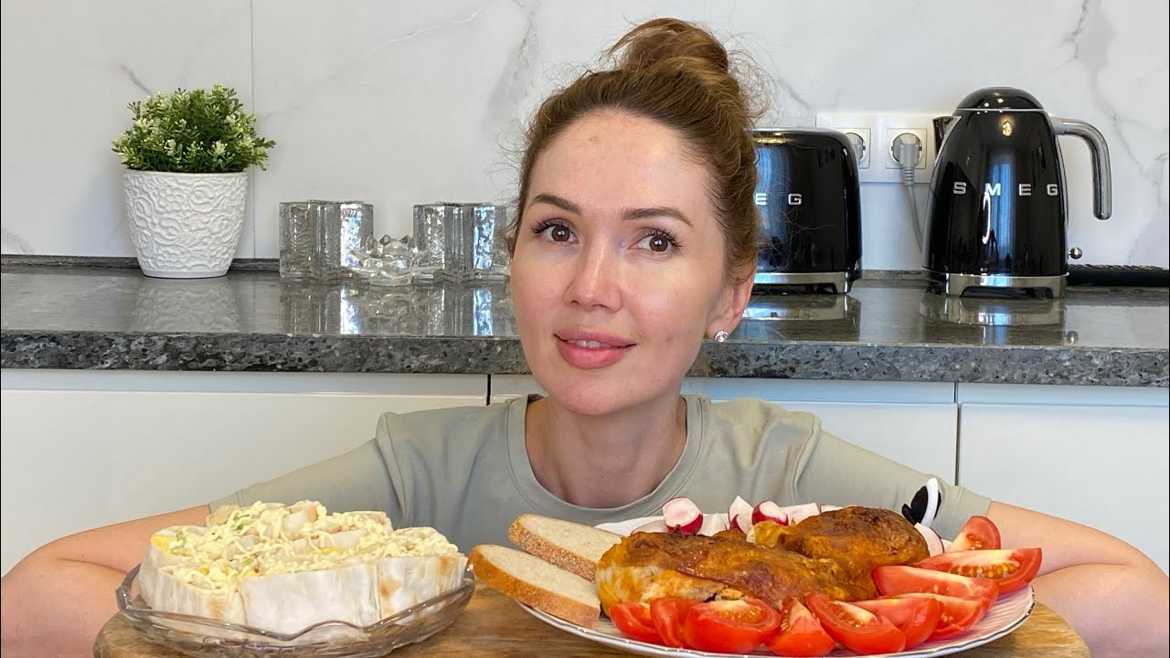 Как в старые добрые времена😊 | курица, рулет с горбушей и яйцом, яблочный пирог | Мукбанг