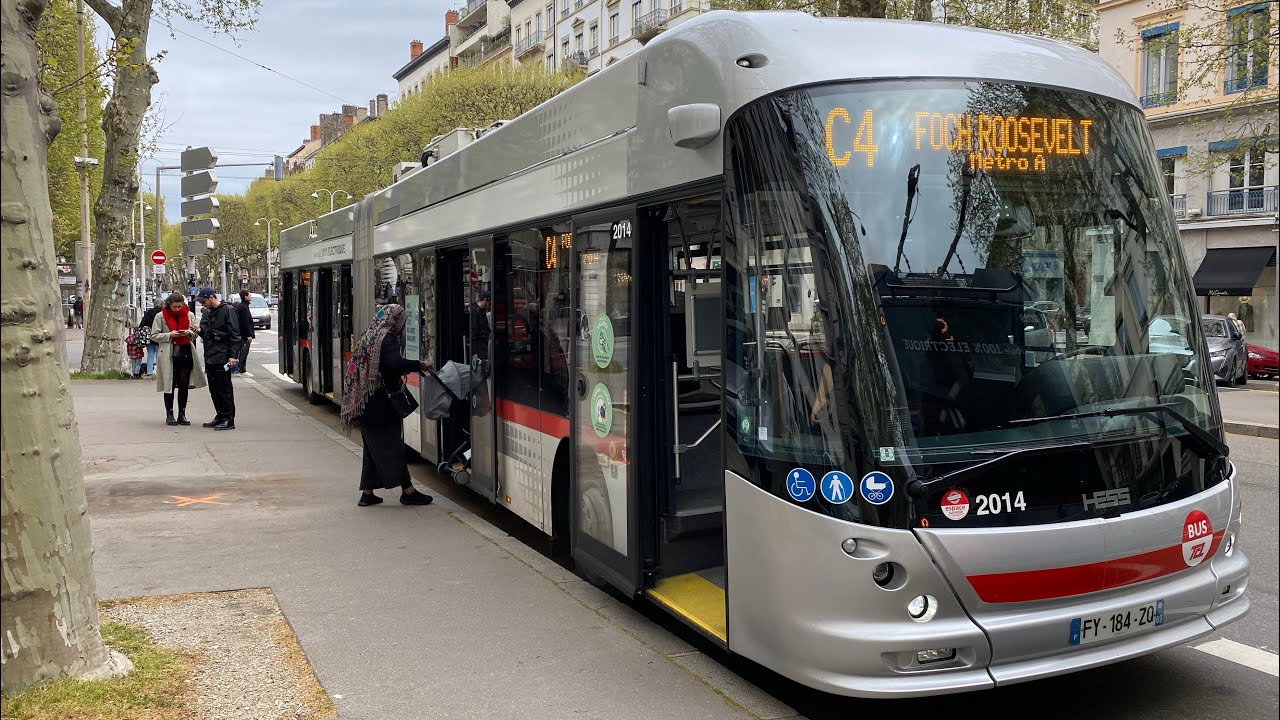HESS LighTram 19 DC - C4 - Réseau TCL (LYON) - Cité Internationale à Foch Roosevelt Métro