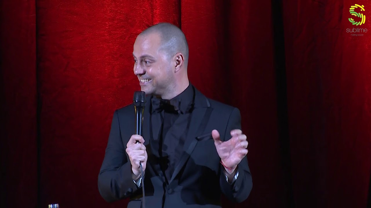 Dan Badea - Stricam o generatie. Stand up comedy formidabil pe scena Salii Palatului.