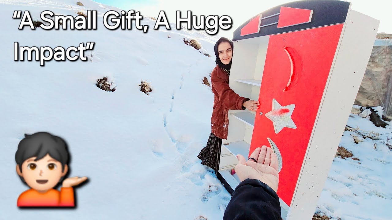 ❄❄A Wardrobe in the Snow Gave a Homeless Mother Her First Smile in Years❄❄
