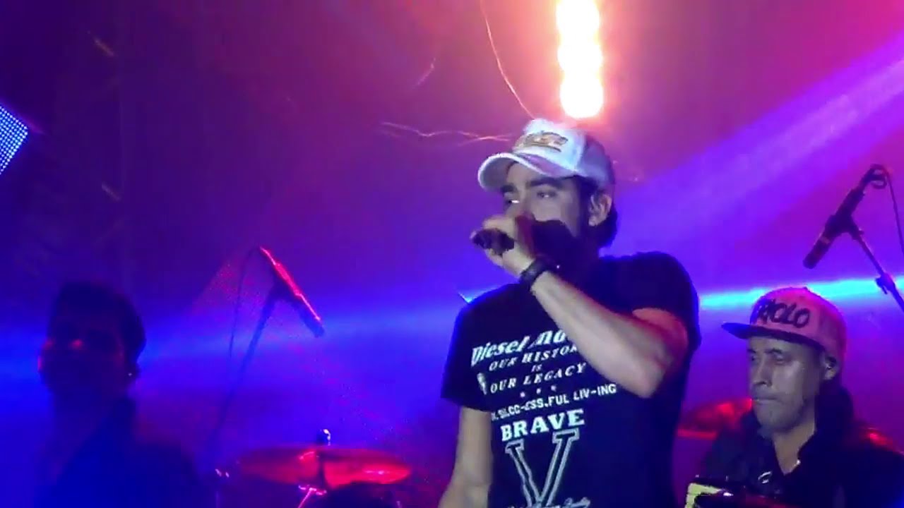 Gabriel Diniz - Paraquedas/Vidinha de Balada (Ao Vivo)