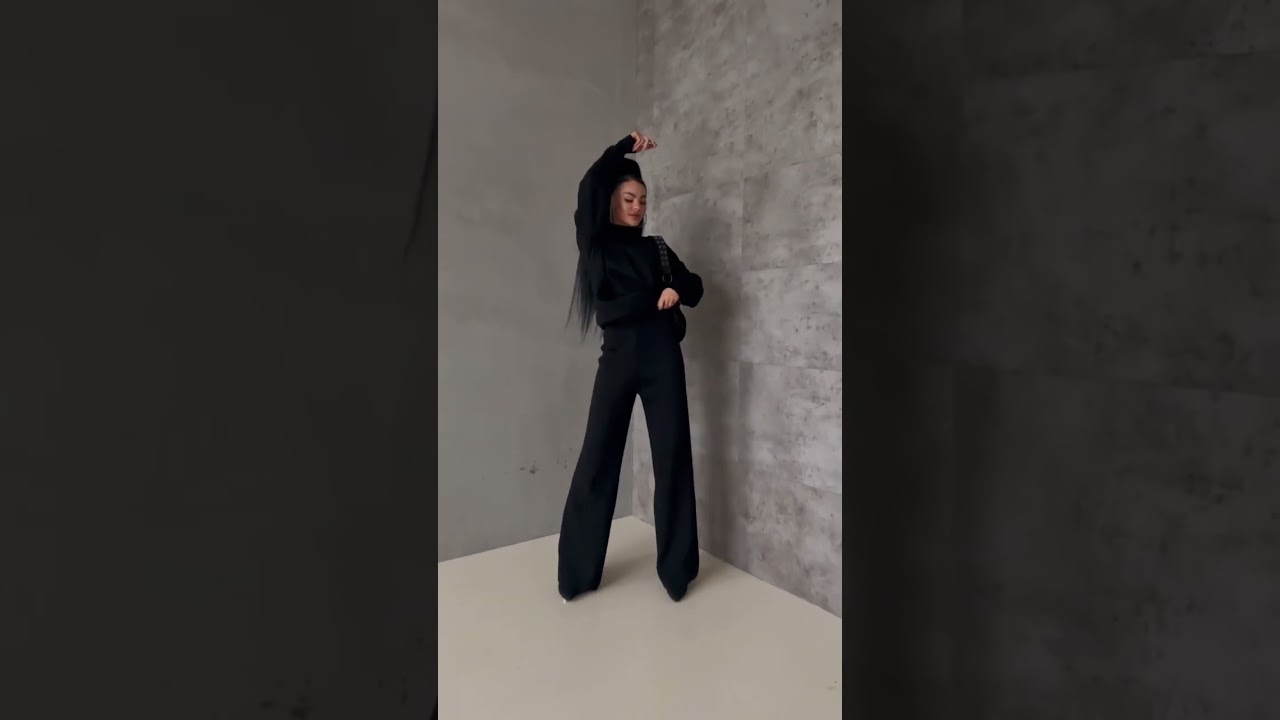 The model tries on a black suit 👒 #photoshoot 👗 #fashion 👖 #style 👙 #lifetyle 👚 #shorts