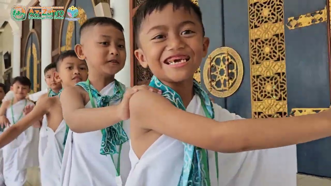 KEGIATAN MANASIK HAJI CILIK KECAMATAN MENGANTI, DI MASJID AL AKBAR SURABAYA