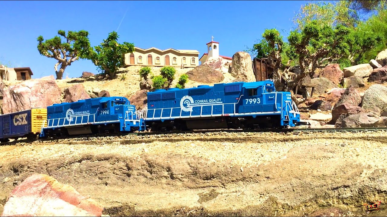 RC ADVENTURES - G Scale Model Train Exhibit - Palm Springs, California