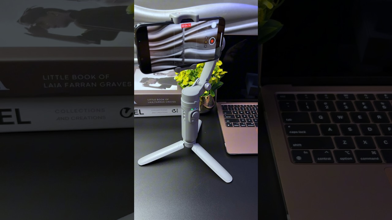 Compact And Foldable 3 Axis Gimbal for Phones #phonegimbal #3axisgimbal #techunboxing #techproducts