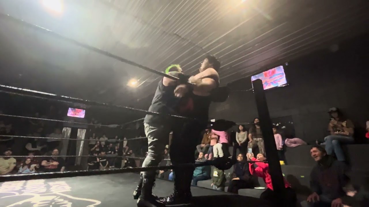Zach Malone vs Brett Lancaster 