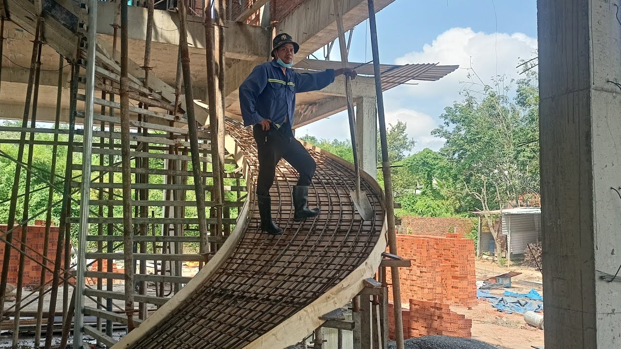 Cách đóng cầu thang lượn đẹp , quá trình bố trí thép cầu thang lượn đẹp