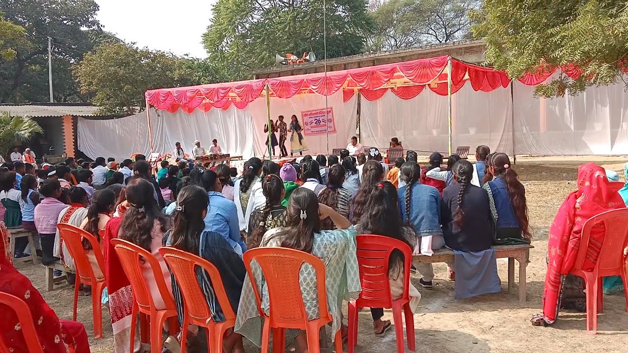 हम सब अपने स्कूल आ गए 😄 ये लोग क्या कर रहे हैं 🇮🇳
