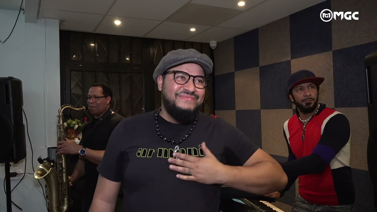 Noite Cabo-Verdiana, Nenny Da Silva, Aniceto Soares e Nhela Santos. (Lisboa Bar, SCHIEDAM)
