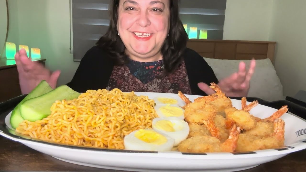 ASMR. INDOMIE MI GORENG SPICY NOODLES | COCONUT SHRIMP | EATING SOUNDS | MUKBANG #sofreakinggood