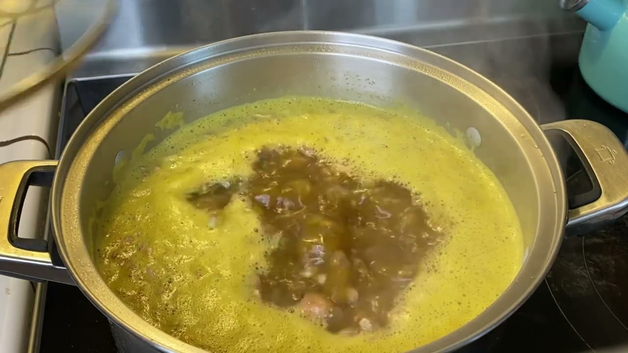 Свиные рульки с фасолью и домашними клецками по рецепту бабушки!