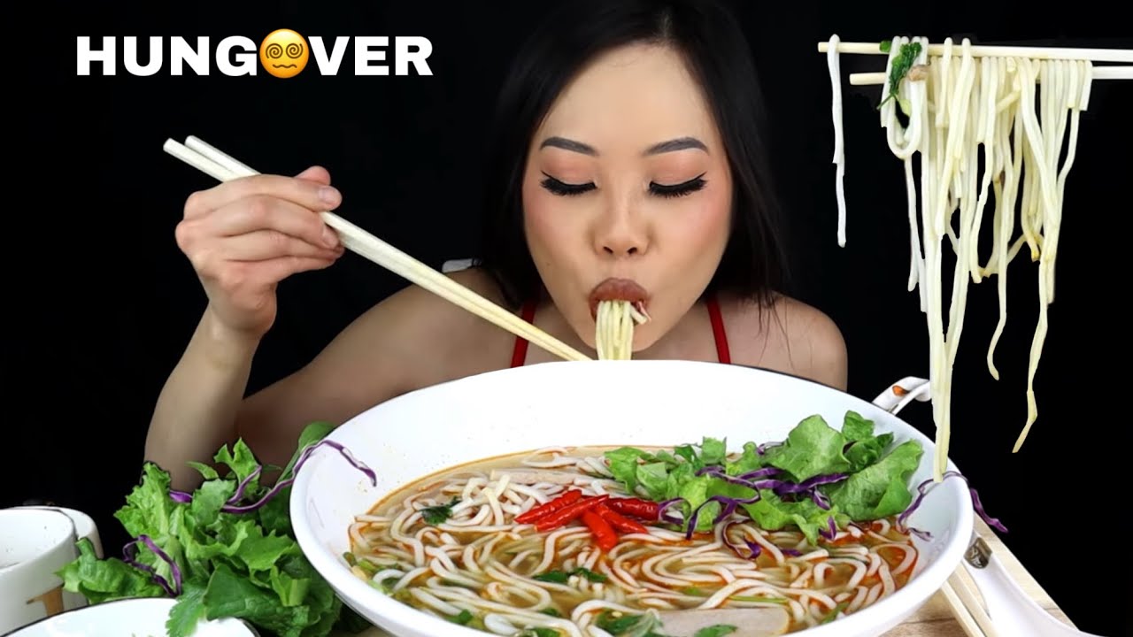 ASMR BEEF NOODLES Bun Bo Hue Mukbang SLURPING Eating Sounds #bunbohue #slurpingsounds #spicy