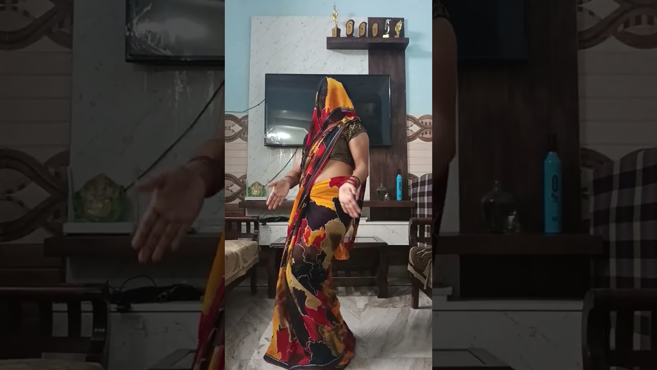 💞अपनी जवानी मैंने दो दो बेटा पाले थे 💯  #viralvideo #dhatingnaach