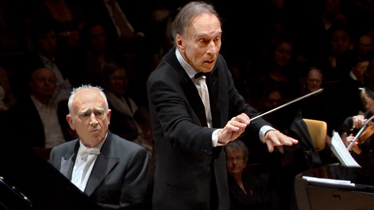 Mozart: Piano Concerto No. 17 / Pollini · Abbado · Berliner Philharmoniker