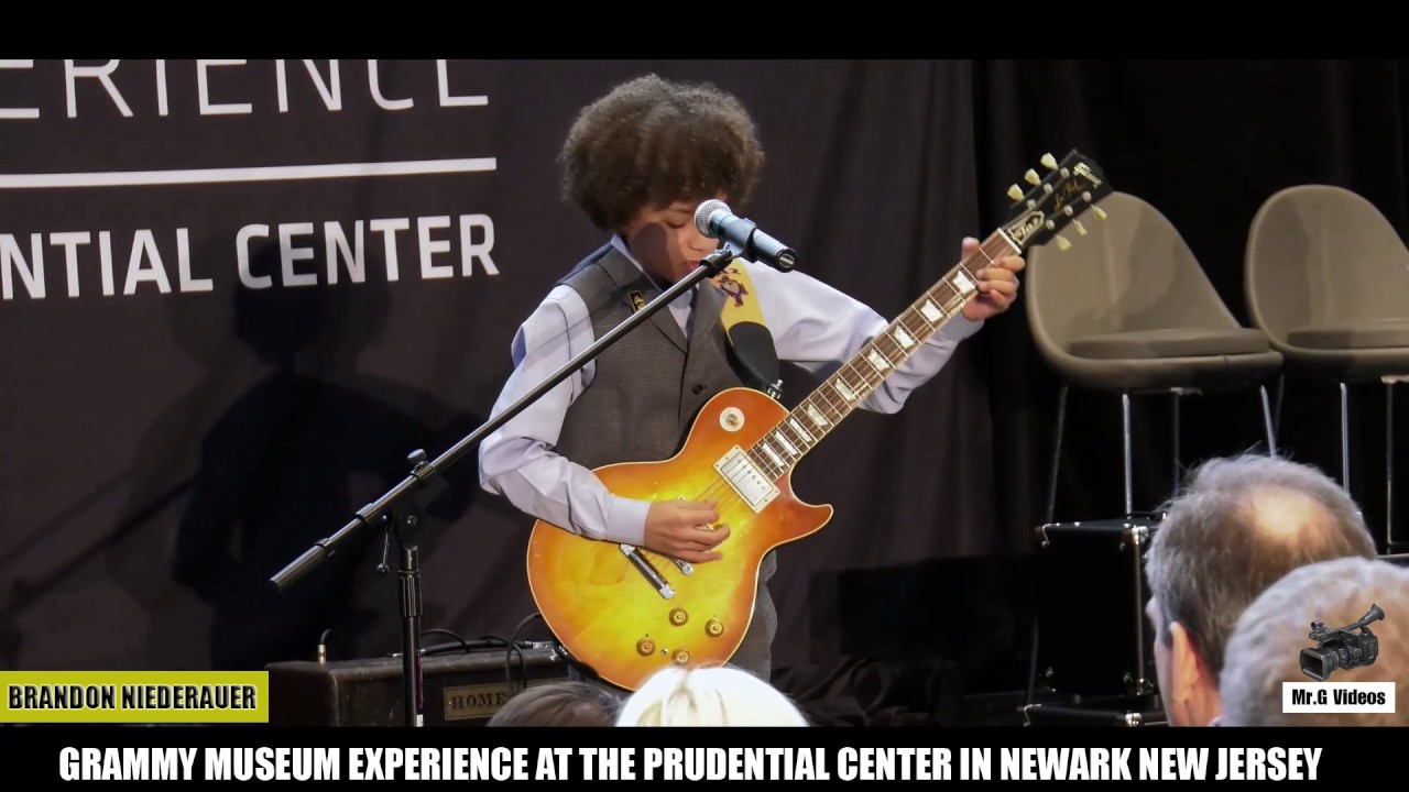 Jimi Hendrix Lives in 13 year old Brandon Niederauer!!! MUST SEE!!!!!