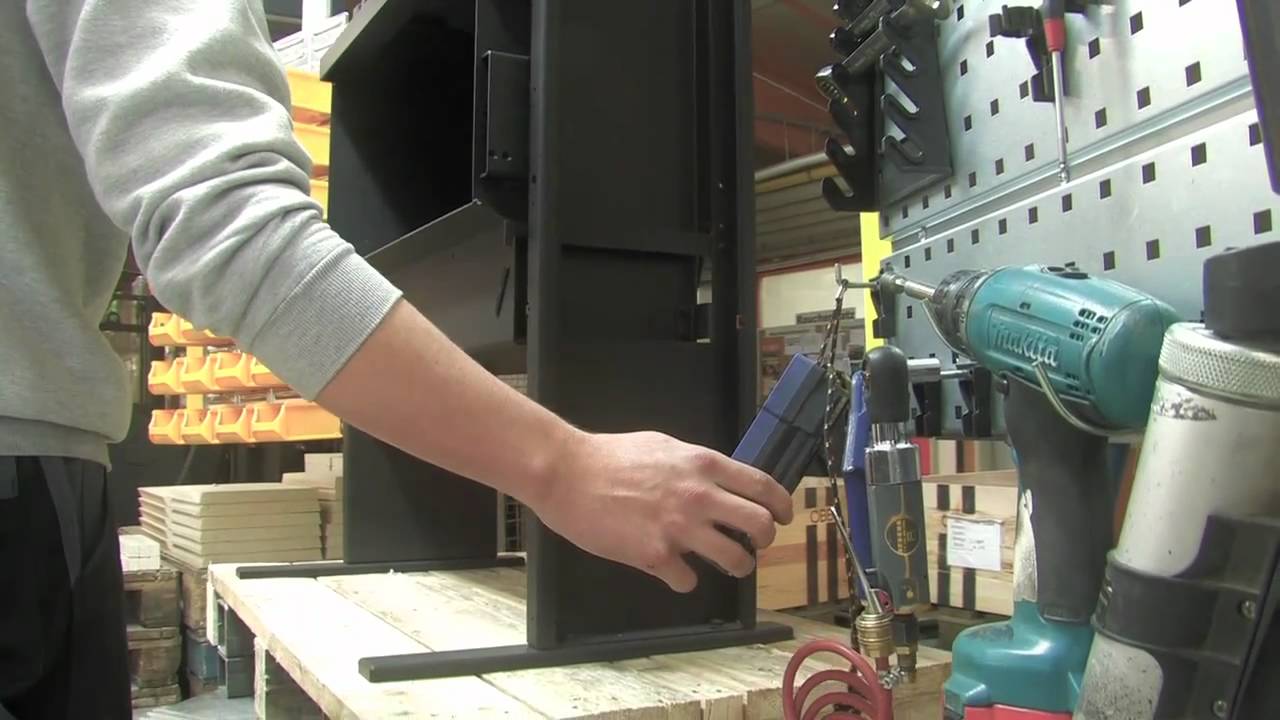 Produzione stufe a legna RIKA