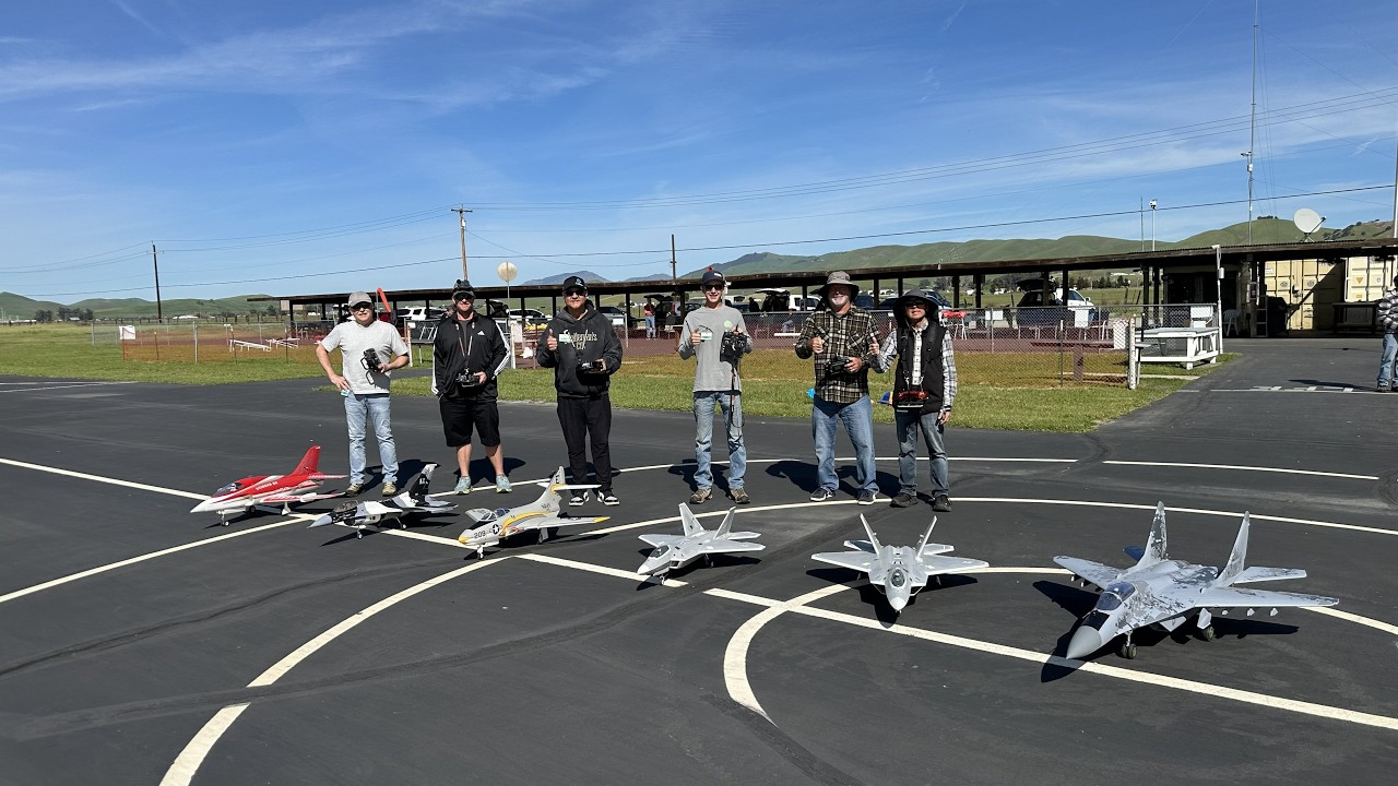 RC Jet Gaggle lol Madness in the sky!