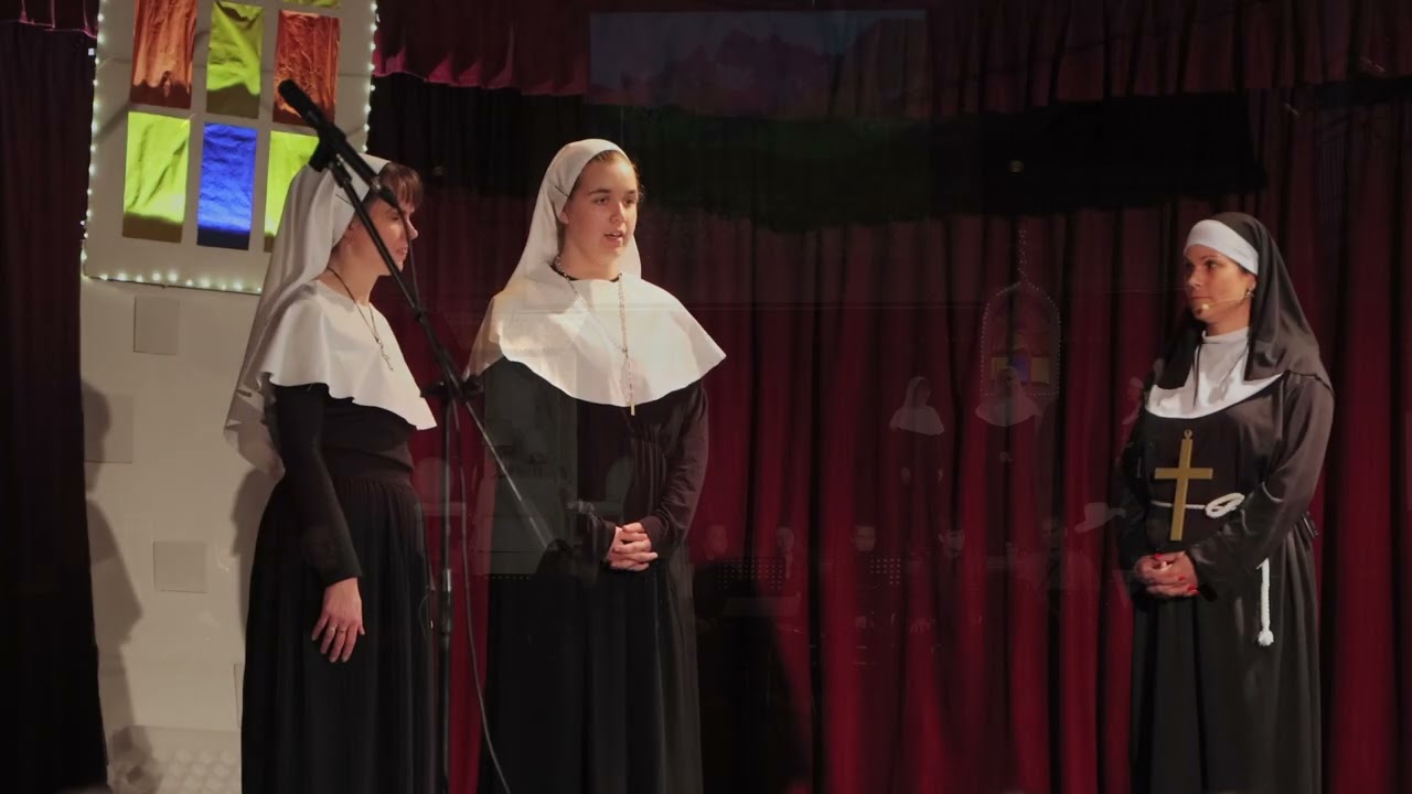 A muzsika hangja a szentiv&aacute;ni b&uacute;cs&uacute;n