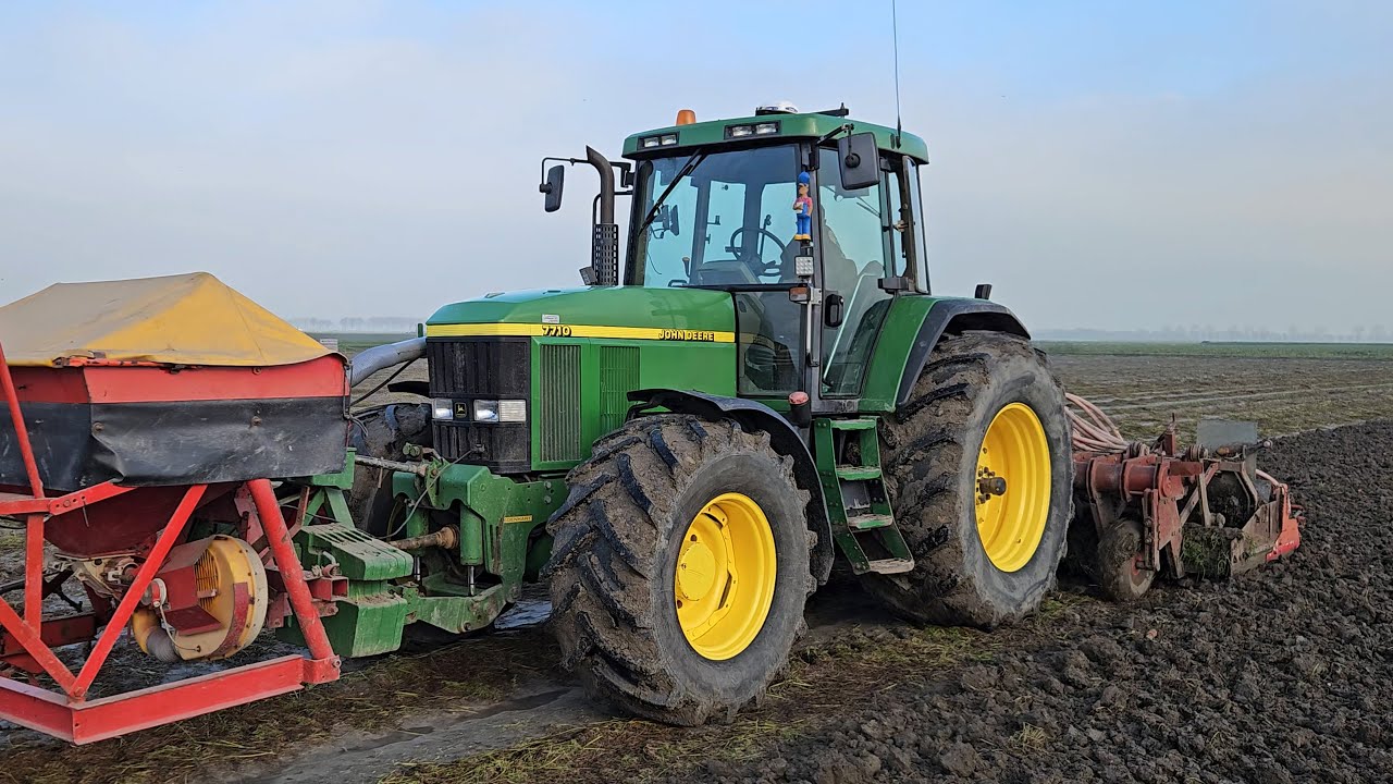 John Deere 7710 with 4 mtr Gramegna crankshaft spader - powerharrow - sowing combination 😎