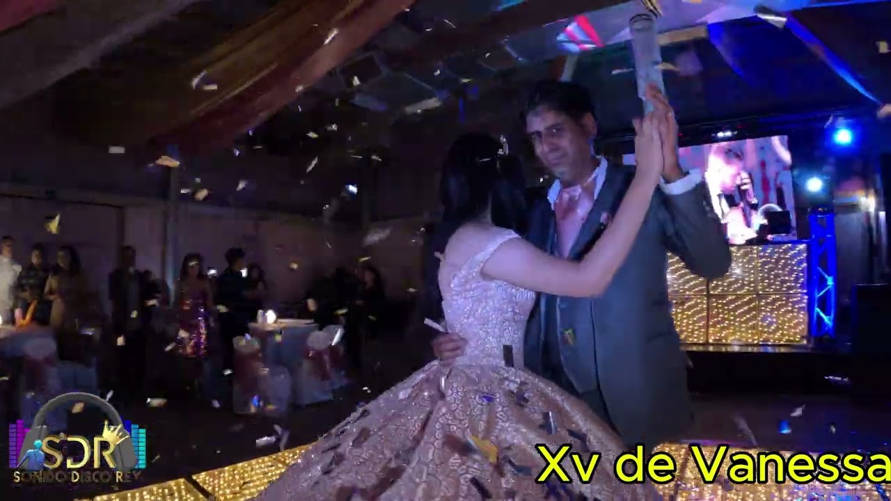 Un Vals Inolvidable con su Papá