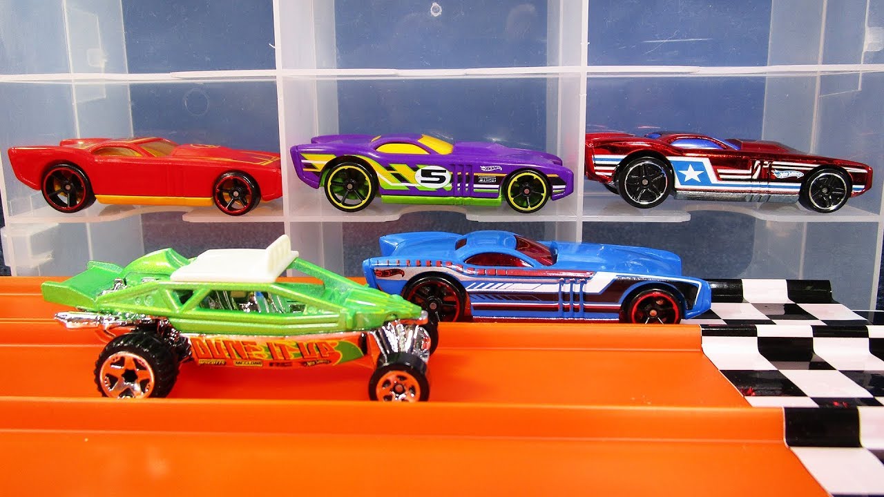 JNR The Gov'ner, Dune It Up, Fangula, Aristo Rat Hot Wheels Fantasy Cars 20180818 Jammers 'N Racing!