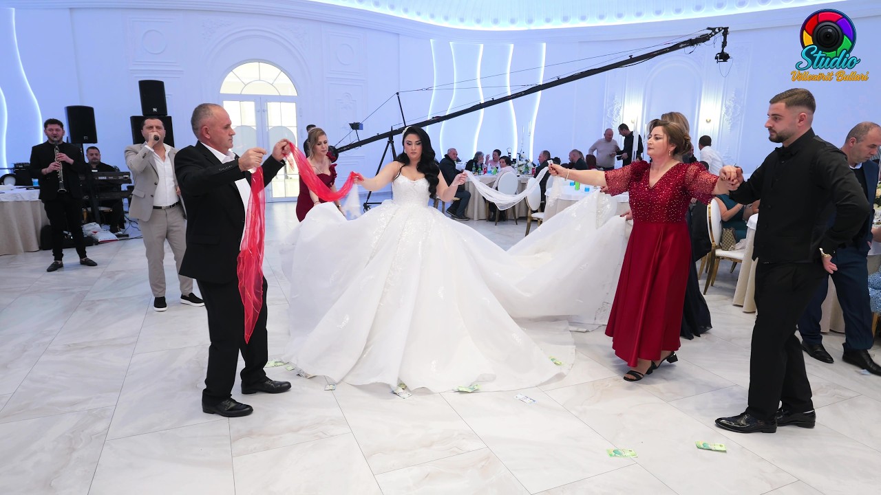 Familja Ferhati ne valle🔥(Saimir Ahmeti 🎤 Xhoi🎤) | Foto Studio Vellezerit Bullari | (Klara&Daniel)