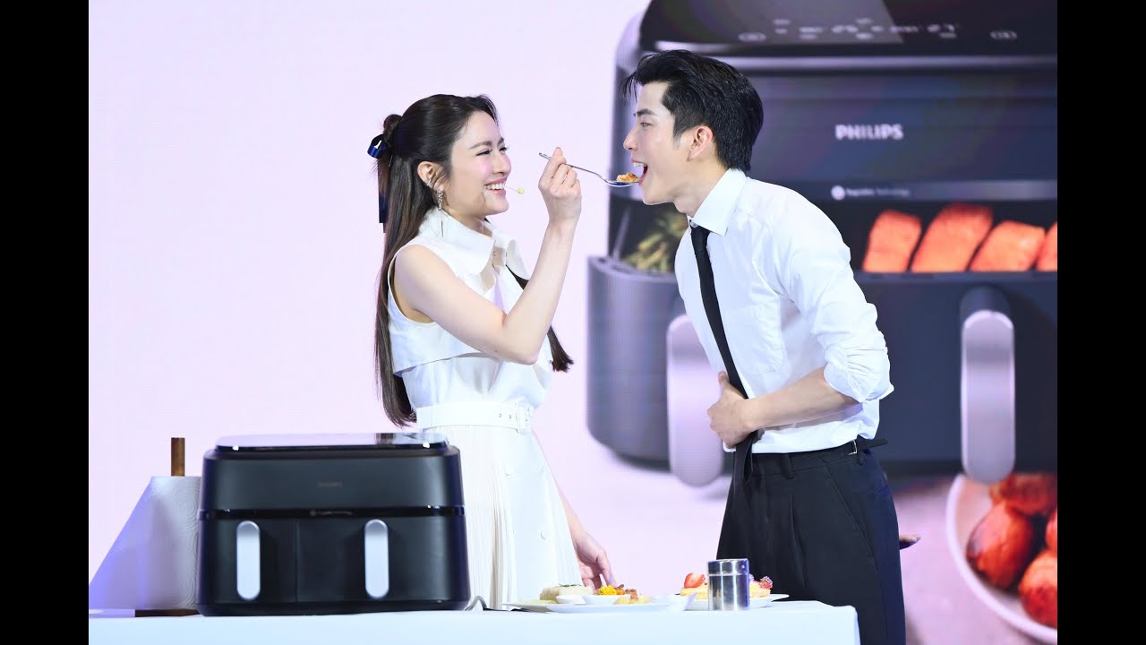 แอฟ – นนกุล โชว์โมเมนต์หวานผ่านการทำอาหารสุดฟิน ในงาน  “ฟิลิปส์หม้อทอดที่ใช่ เหมือนเจอคู่ใจที่ชอบ”