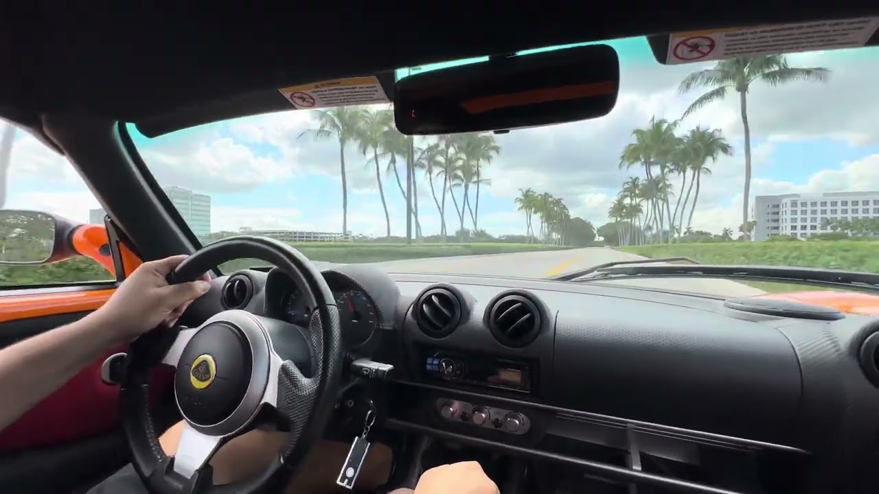 2010 Lotus Exige S260, a touch of acceleration