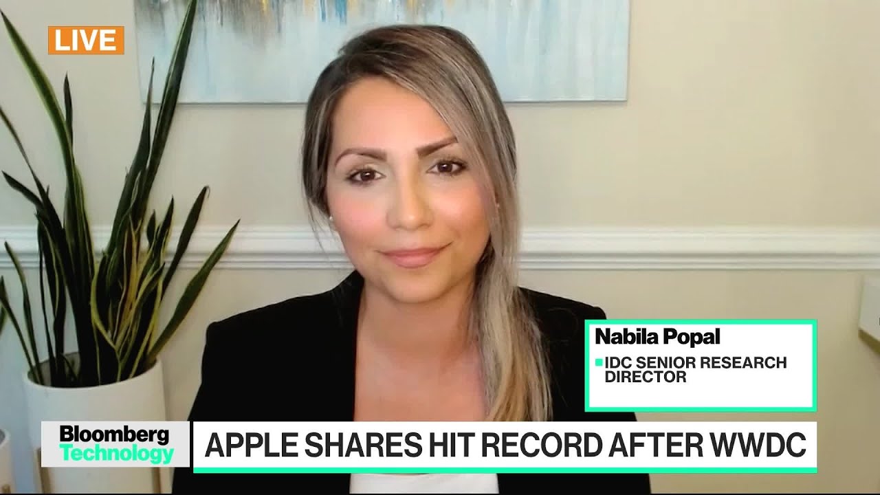 Apple Unveils &lsquo;AI for the Rest of Us&rsquo; Plan