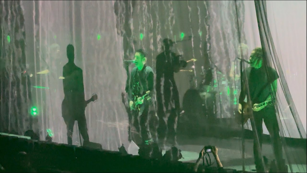 Nine Inch Nails - Reptile (live @ Scotiabank Arena, Toronto, August 23, 2025)