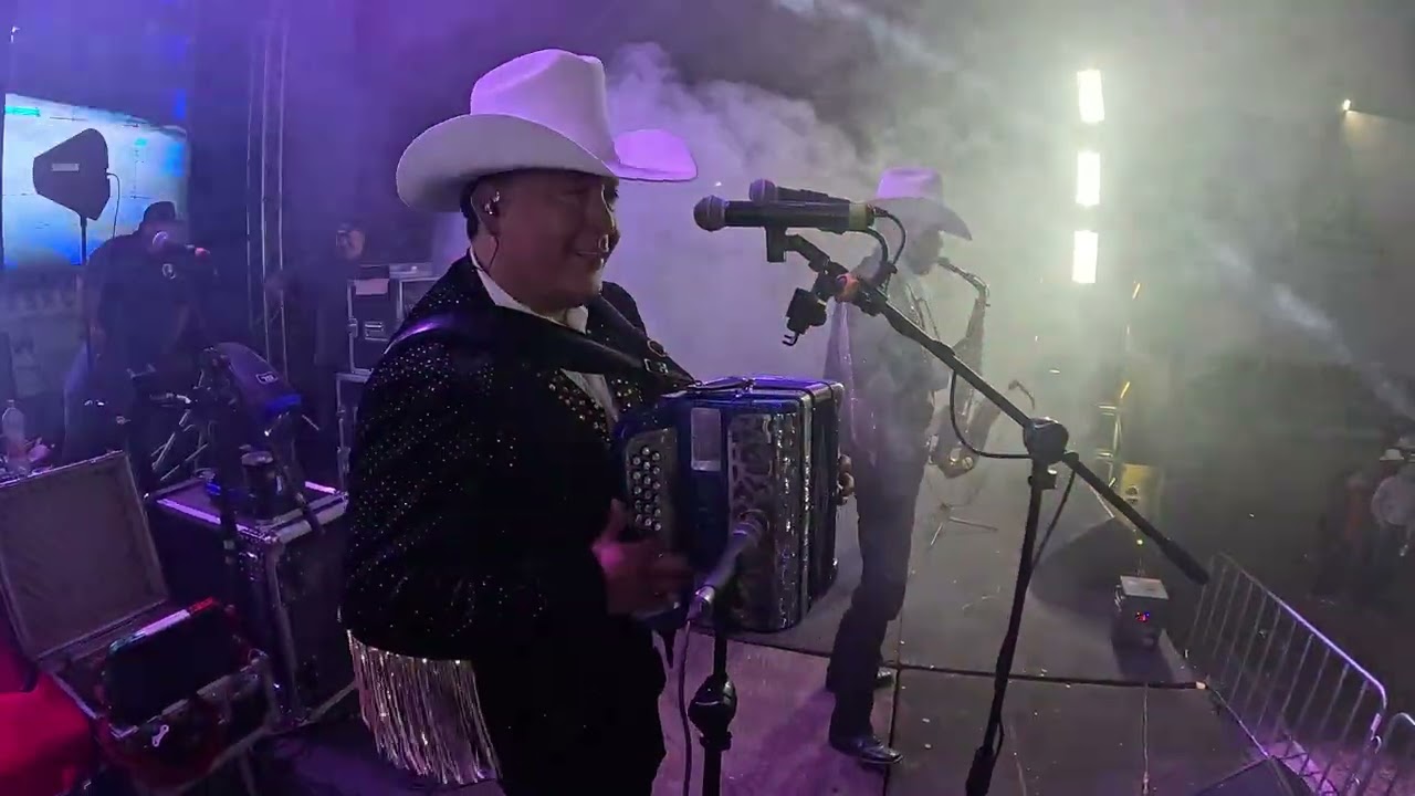 Eso Y Más, El Vagabundo- Conjunto Tempestad 