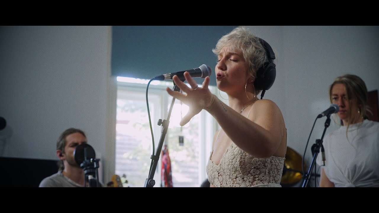 Settle Down  |  Kimbra  | Donna Engel