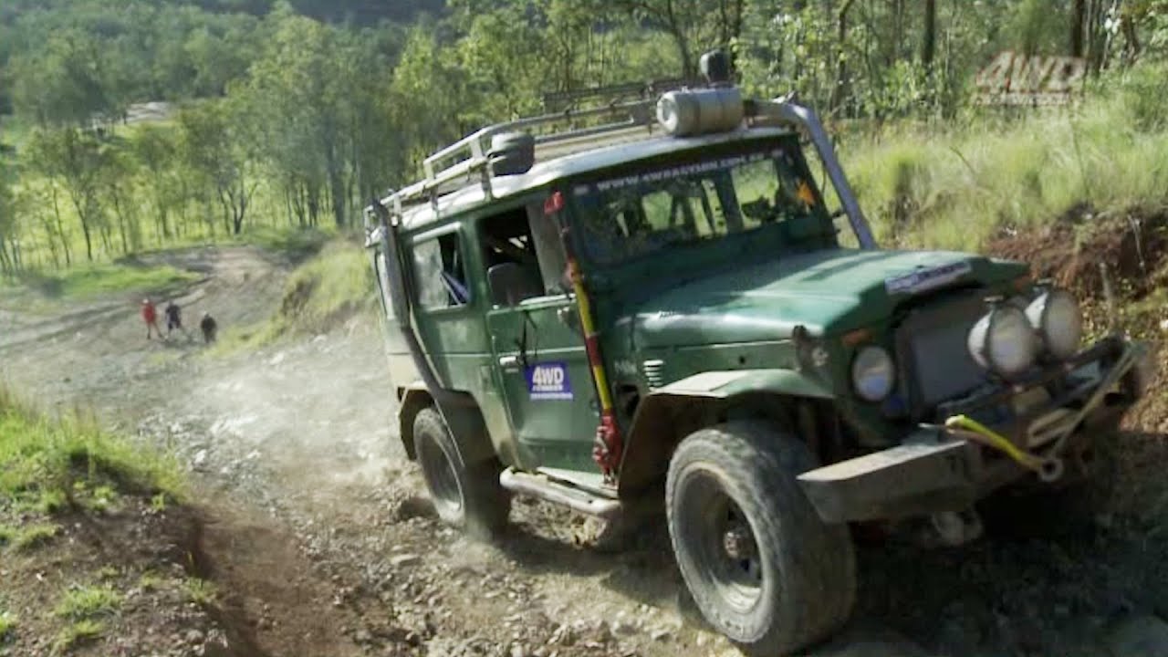 Landcruiser Mountain Park - Roothy and Milo