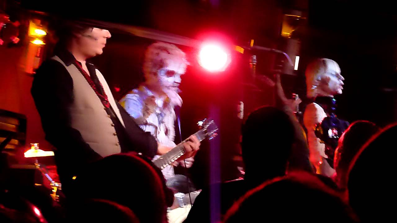 Green Day - Hitchin' a Ride @ The Studio at Webster Hall NY 10/27/11