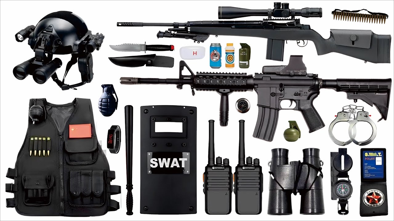 Open the box and collect toy guns, M24 sniper rifle, M4A1 assault rifle, Desert Eagle pistol