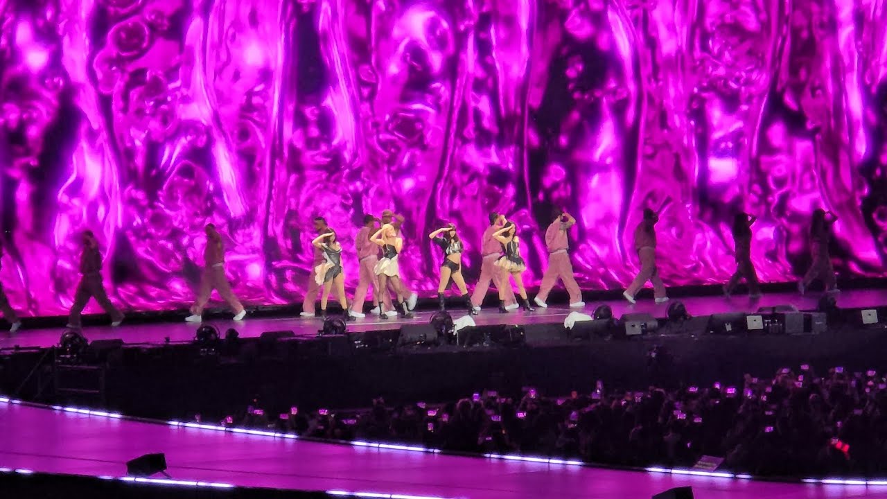 KILL THIS LOVE by #BLACKPINK - Deadline World Tour - Kai Tak Stadium, Hong Kong - Jan 2026 D1