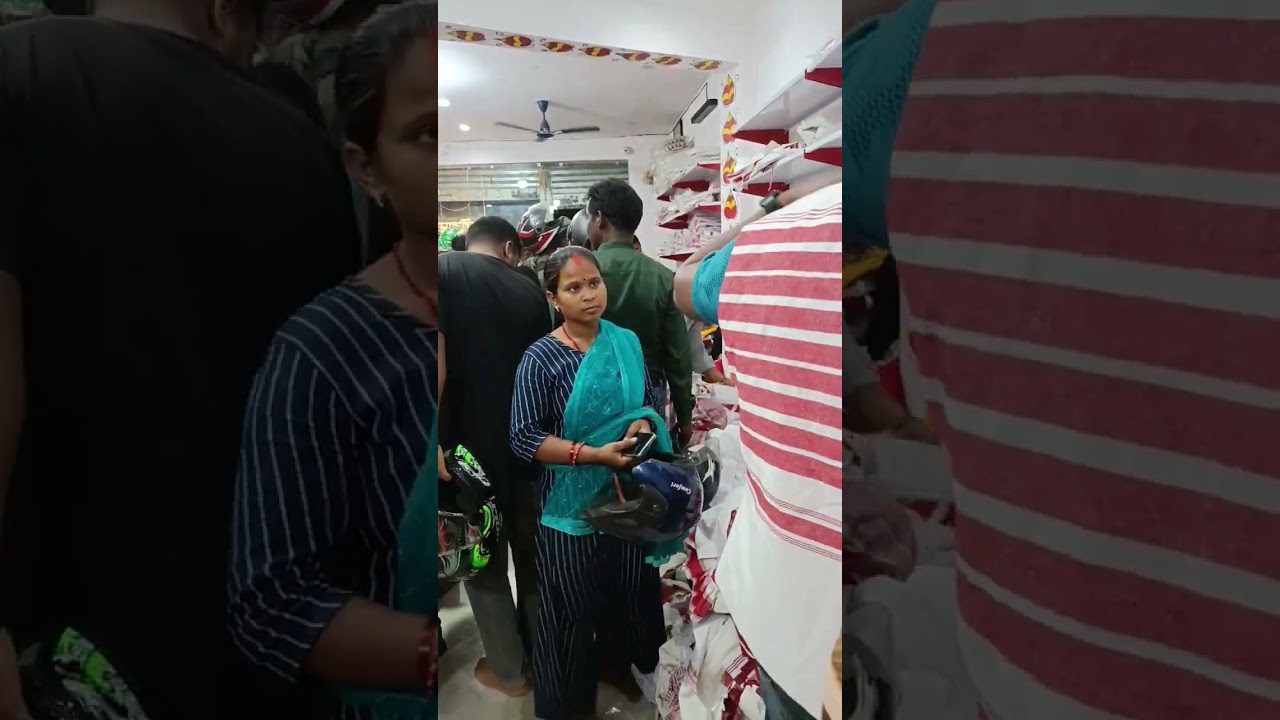 Sarhul shopping #enjoy #viralvideo #shopping #shortvideo #road #ranchi #moments #sarhul#