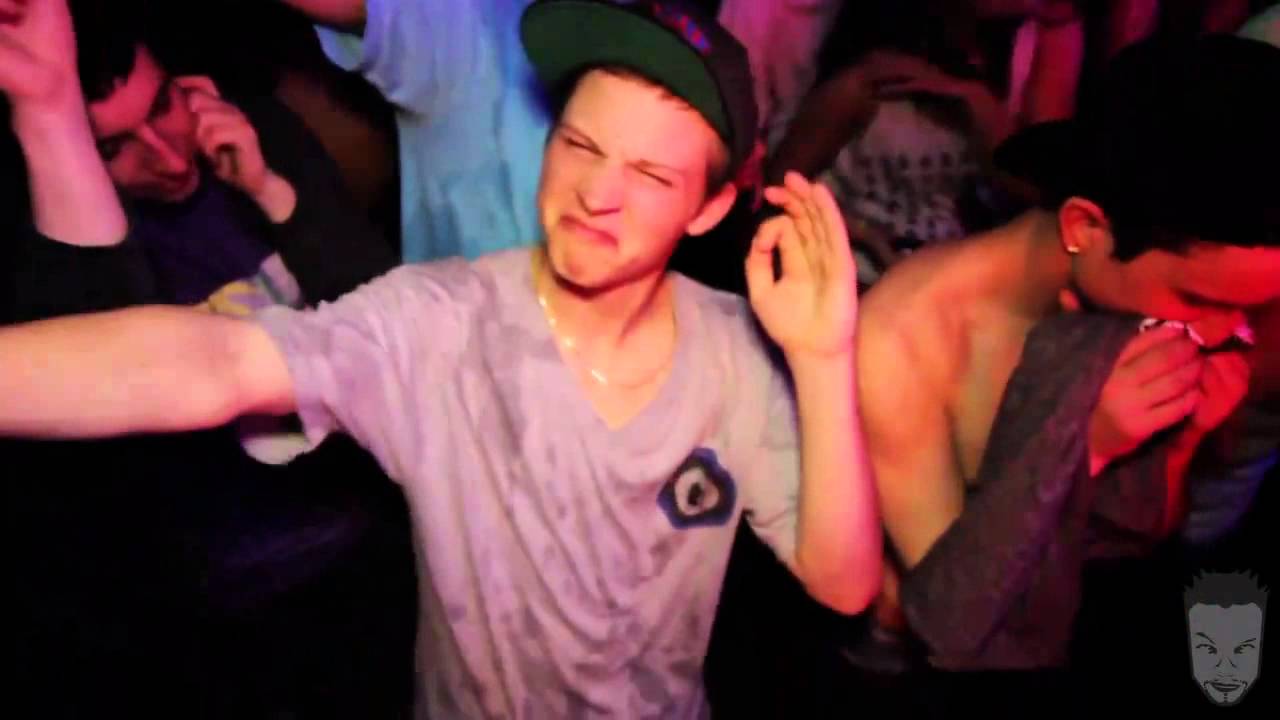 Wobbleland 2011 Skrillex, Nero, 12th Planet, Datsik) OFFICIAL VIDEO BY JON ZOMBIE