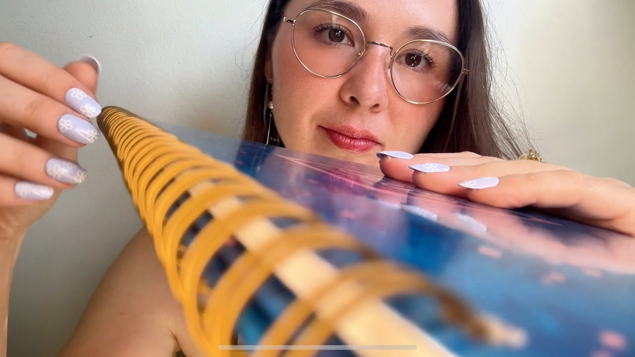 asmr gripping, page turning and flipping, book tapping 📘📖📚