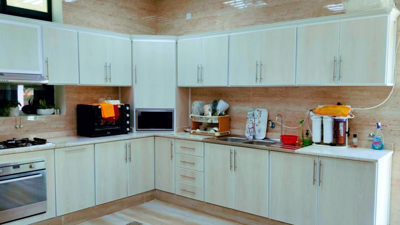 colour combination for kitchen cabinets / کچن کیبنٹ کے لیے نیو کلر کمبینیشن