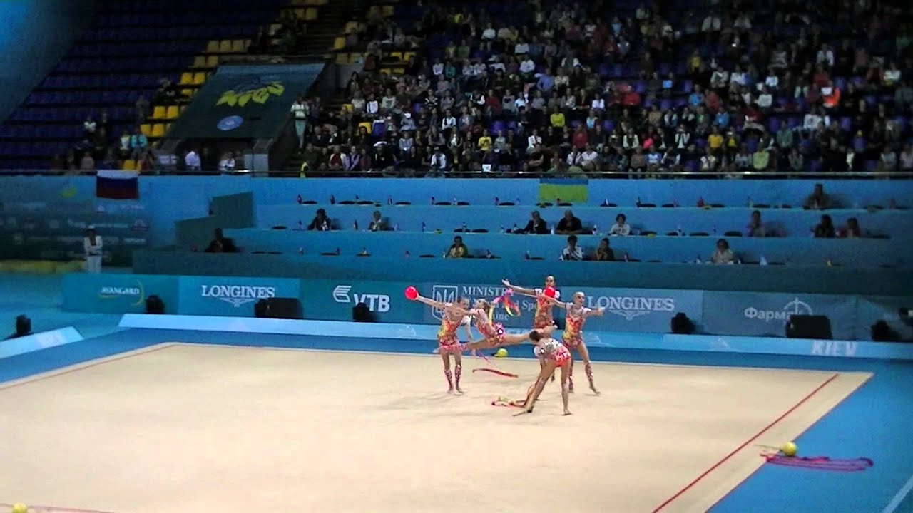 Team (RUS)  3 balls+2 ribbons  World Championships RG 2013 All- around