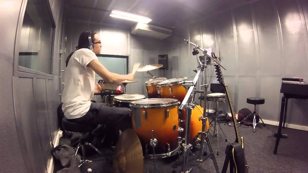 Groove experiment/improvisation (minimal cymbals) 95bpm