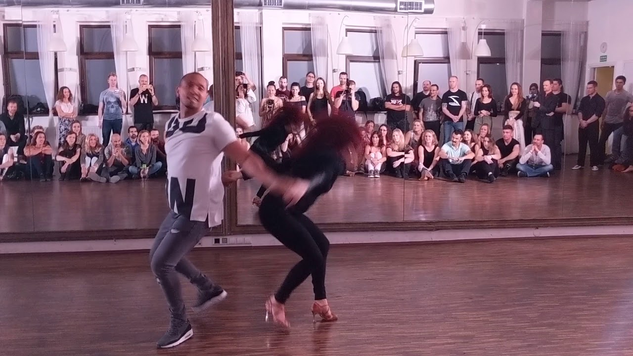 WZF2018: Larissa & Kadu in an improvised performance ~ Zouk Soul