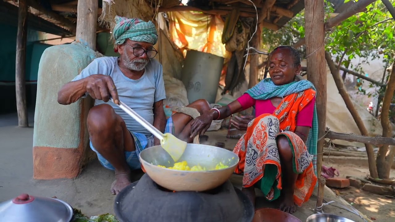 Cauliflower chicken fried curry | tribal village style banana leave inside chicken steamed fry