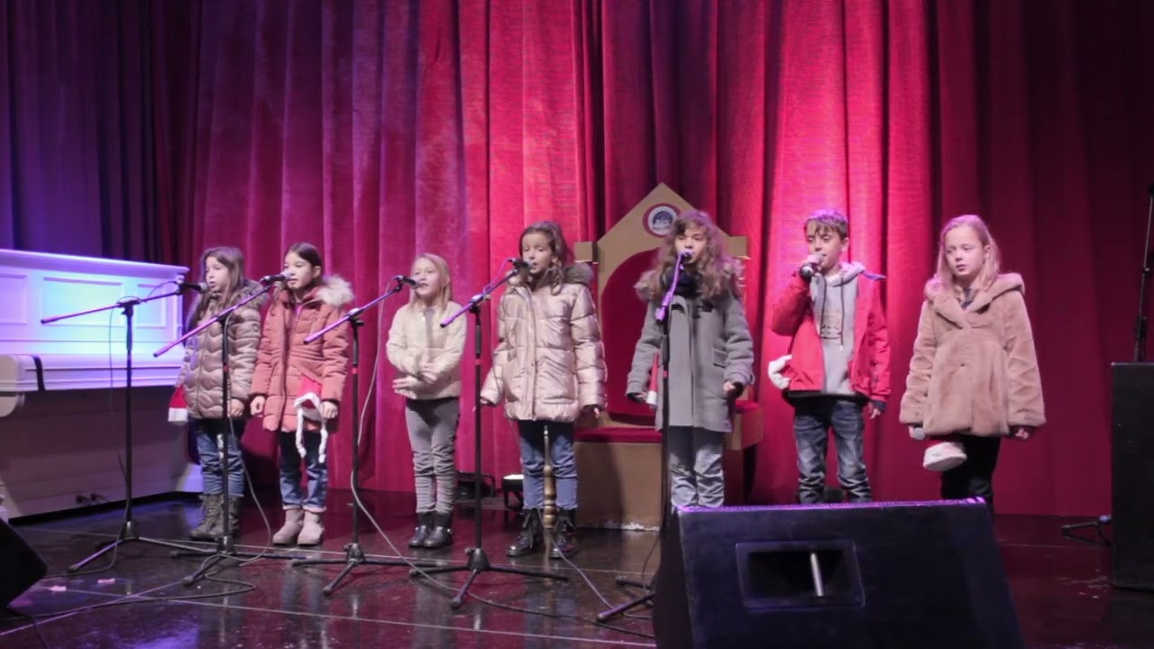 Вокална група  Зорница - За моята България (original song)