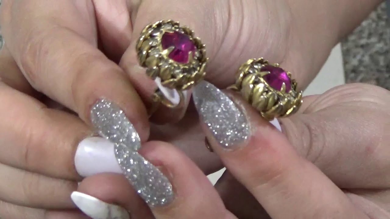 Vintage Costume Jewelry Identification & Appraisals