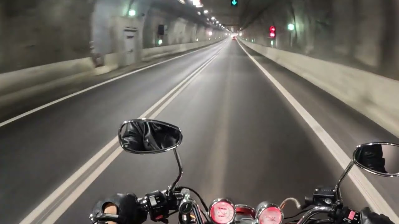 Insel Usedom, Tunnel Swinewmünde (XV 1100, BJ 93)