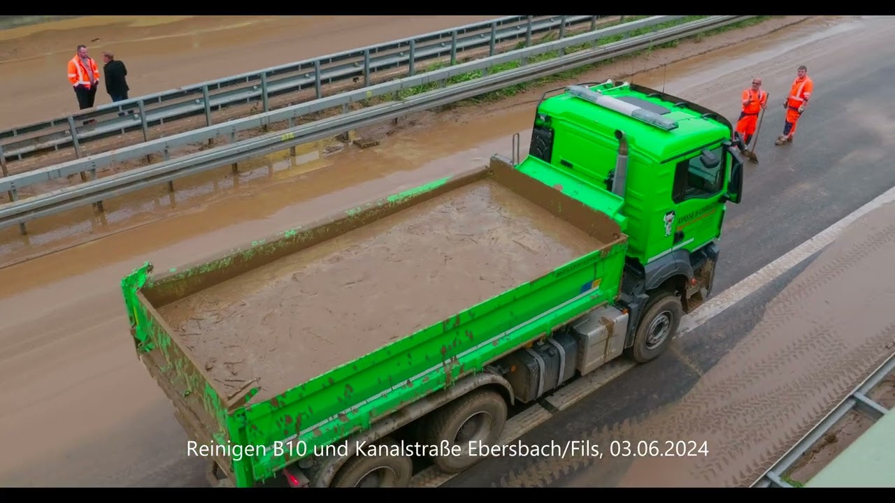 Aufräumen nach Hochwasser in Ebersbach/Fils 03.06.2024