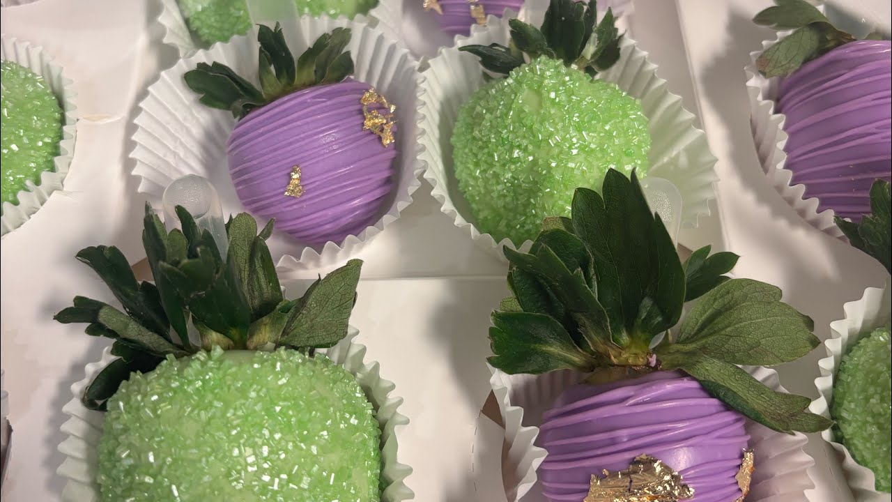 🧁kenyada horton🧁 is live! Hey yall let’s dip some chocolate covered strawberries 🍓🍫